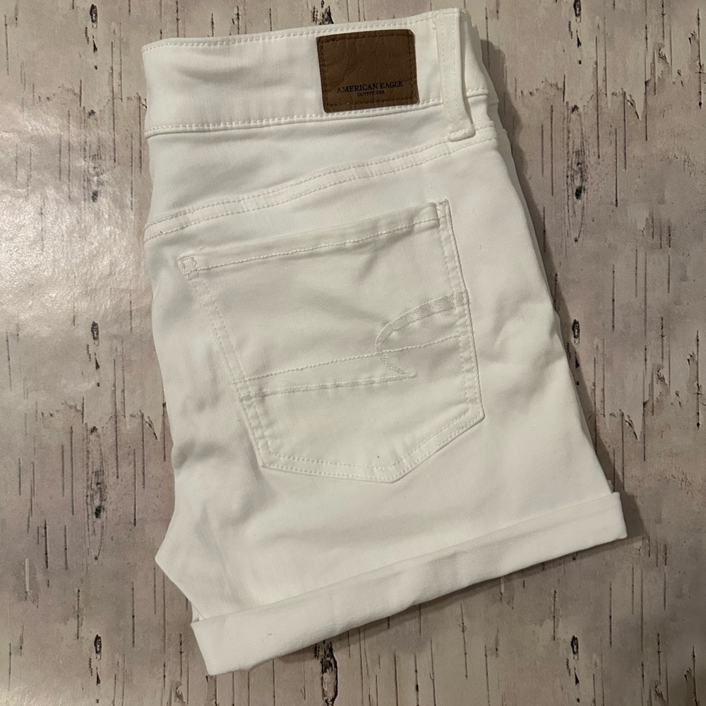 American Eagle White Midi Shorts